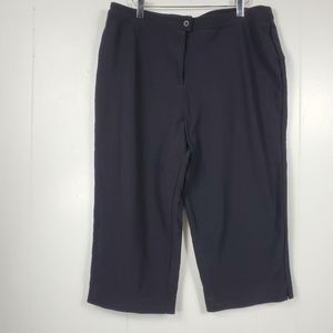 EUC Apostrophe stretch black capri pants, size XL